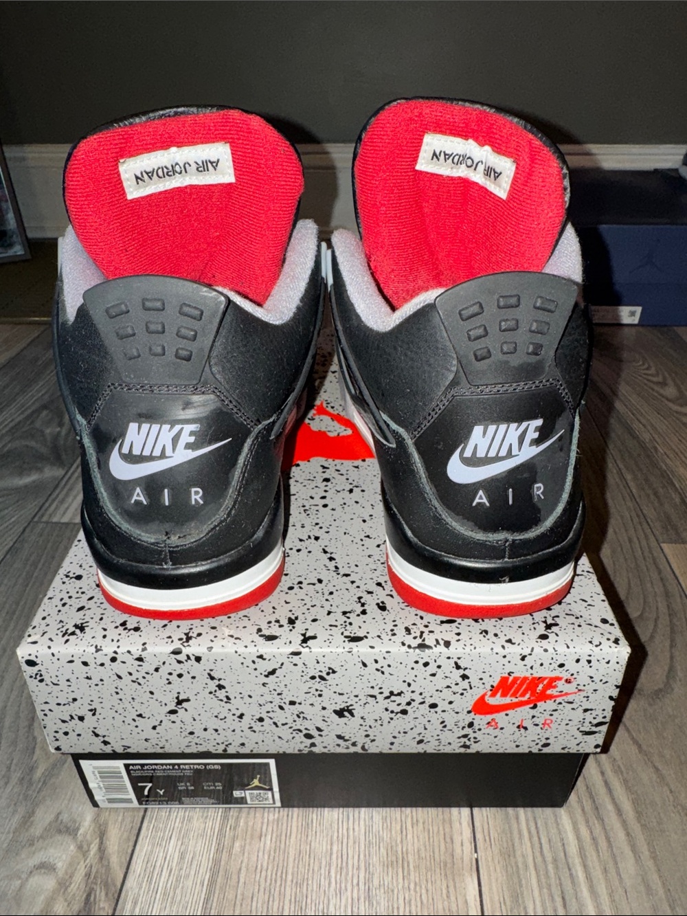 Jordan 4 size 7